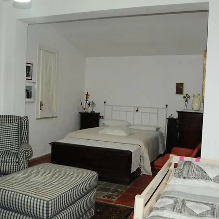Piera Villa *